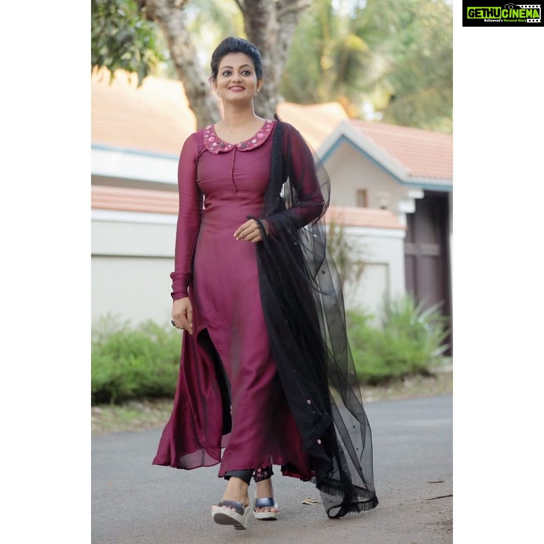Priyanka Nair - 9.7K Likes - PC- @shalupeyad
MUA - @makeupsecreates
Wearing @aanunobby ❤️