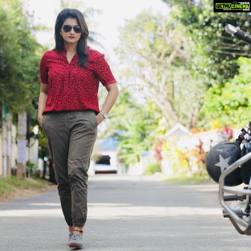 Priyanka Nair Instagram - photography- @shalupeyad