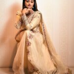 Priyanka Nair Instagram - 🌷🌷🌷🌷🌷 photography @moses_photography_official wearing @aanunobby
