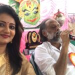 Priyanka Nair Instagram - എനിക്കും ഓണം വന്നേ...🥰🥰🥰 Attending a function with Kaithapram sir.😍Blessed moment🙏🏼 - - #onam#attending#function#trivandrum#kaithapram#priyankanair#malayamcinema#instagram