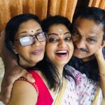 Priyanka Nair Instagram - There will never be a gift in life that is as great nd wonderful as the love I have always received from yours..🥰🥰 Beautiful time with my parents..👨‍👩‍👧 ❤️Absolute bliss🥰💞 - - - #aboutlastnight#timewithparents#bliss#sharinglove#beyou#parents#priyankanair#homesweethome#happinessloaded#familytime#actress#southindianactress#kerala#trivandrum#instagram#instamoment#instaparents#instalove#instagram