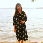 Priyanka Nair Instagram - Verry little is needed to make a happy life;it is all within yourself, in ur way of thinking.🌺💞 #littlesunshine #andlake#happinessreloaded 💫🌷 - - #sunshine#loveyourself#cloudnine#moments#shootingtime#beyourself#bethehappiest #traveller#sotraveller#morning#happiness#trivandrum#varkalacliff#varkkala#kappilbeach#photography#priyankanair#priyanka#southindianactress#malluwood#tollywood#ywood#telugu#tamil#instamorning#instaday#instapic