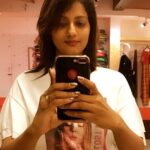 Priyanka Nair Instagram - mirror selfie🤳 - - - #mirrorselfie#freetime#priyankanair#priyanka#sundayvibes#sunday#joy#happiness#southindianactress#tollywood#bollywood#malluwood#kollywood#shopingtime#kerala#trivandrum#instaevening#insta#instagram