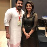 Priyanka Nair Instagram - Moment that I hold like treasure .... All about loving lalettan @mohanlal ) ( we call him king of expression and emotions ) ... few bits and pieces of Amma general body meeting.☺️ - - - #meeting #momentswith#lalettan#mohanlal#priyankanair#southindianactor#malayalamcinema Grand Hyatt Kochi Bolgatty