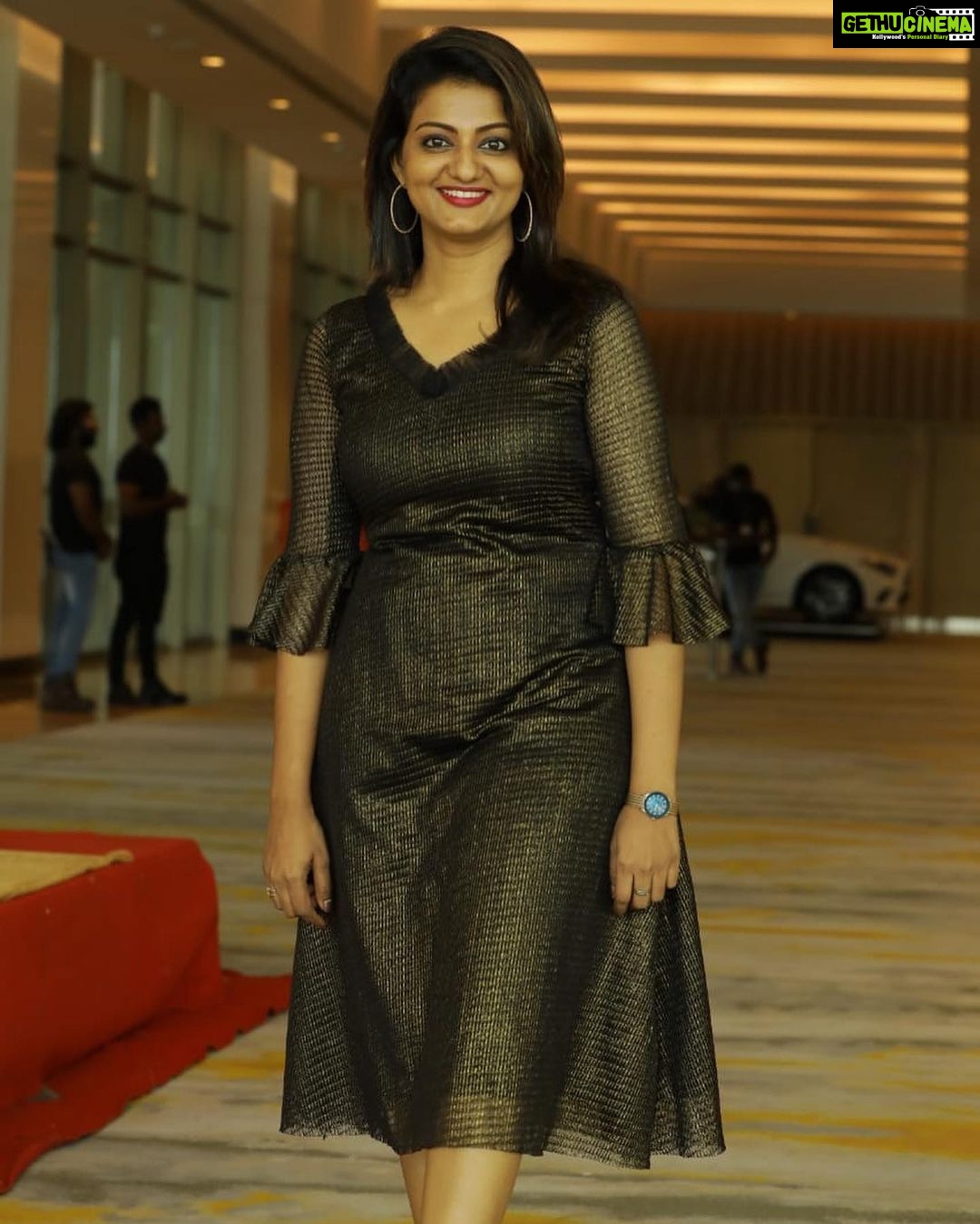 Priyanka Nair - 9.5K Likes - Swipe👉pc- @shalupeyad , wearing @aanunobby 😍 -
-
-
#ammageneralbodymeeting#priyankanair#inblack#damilano#damilanobags#priyanka#southindianactor#malluactress#fitness#lovetobehappy#friendstogether#gettogether#amma#meetingtime#president#lalettan#mohanlal#mammookka#actors#malayalam#cinema#photoshoot#breaktime#hyatt#grandhyatt#kochi#damilano#damilanobags#amma#reunion#bolgattypalace#instagram