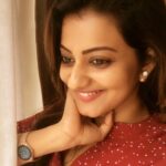 Priyanka Nair Instagram - Fall in love with moments😍 - - - - #moments#momentsofmine#morningthoughts#selfie#findinghappiness#lovetobehappy#motivative#priyankanair#soutbindianactress#mluactress#malluwood#tollywood#kollywood#bollywood#priyanka#veyilpriyanka#actorsday#rainyday#instagram#instadays#instaselfie#instapic#instaholic#instagirl#instamoment#instarain#instadaily