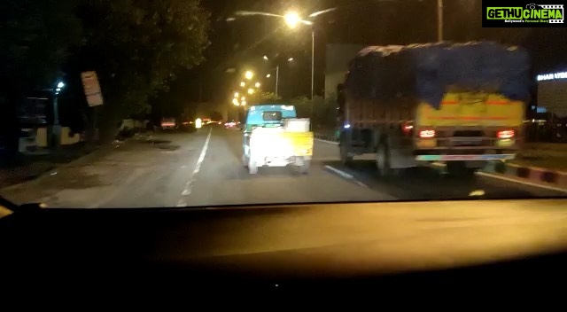 Priyanka Nair Instagram - Late night drive😍 @aishalakshadweep - - - #latenightdrive#enjoyingmusic#friendsforever#priyankanair#priyanka#adam#movie#prithviraj#moviesong#fm#actress#southindianactress#malluactress#malluwood#toywood#kollywood#bollywood#instagram#instadrive#instapassion