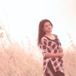 Priyanka Nair Instagram - Morning bliss❤️ . . . #ponmudi#ponmudihills#trivandrum#priyankanair#southindianactress#travelphotography#travelholics#travelawsome#malluactress#veyilpriyanka#priyanka#mist#sunkissed#instagram