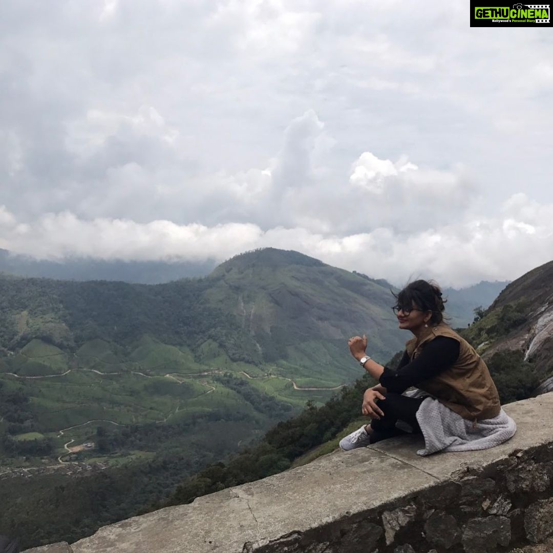 Priyanka Nair Instagram - Neelakurinji days.... - - - #neelakurinji#moonnar#rajamala#priyankanair#travelholic#priyanka#instagram Munnar