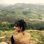 Priyanka Nair Instagram - #photoshoot#shootingtime#movies#moonnar#rajamala#neelakurinji#priyankanair#travelphotography#naturelove#idukkidiaries#traveller#bloggerstyle#actress#priyankanair#veyilpriyanka#malayalamfilm#southindianactress#malluactress#fringes#latesttrends#glasses#instagram#instatravell#instaphotography
