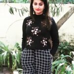 Priyanka Nair Instagram – All I can control is myself nd just keep having a positive attitude☀️#throwbacktime #instapic#holidaymood#inblack#attitude#enjoyinglife