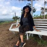 Priyanka Nair Instagram - “If you truly love nature, you will find beauty everywhere.” - Vincent Van Gogh. 📸 @rajeesh.r6 #naturelove#naturephotography#idukki#kerala#priyankanair#shootingdiaries#12thman GreenBerg Holiday Resorts
