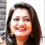 Priyanka Nair Instagram - #There are hundreds of #languages around the world, but a #smile speaks them all..😃😍#happiness #priyankanair#sunlighteffect #shrinkingeyes #candidpic📷 #mathrubhumi #unforgetablemoments 😍