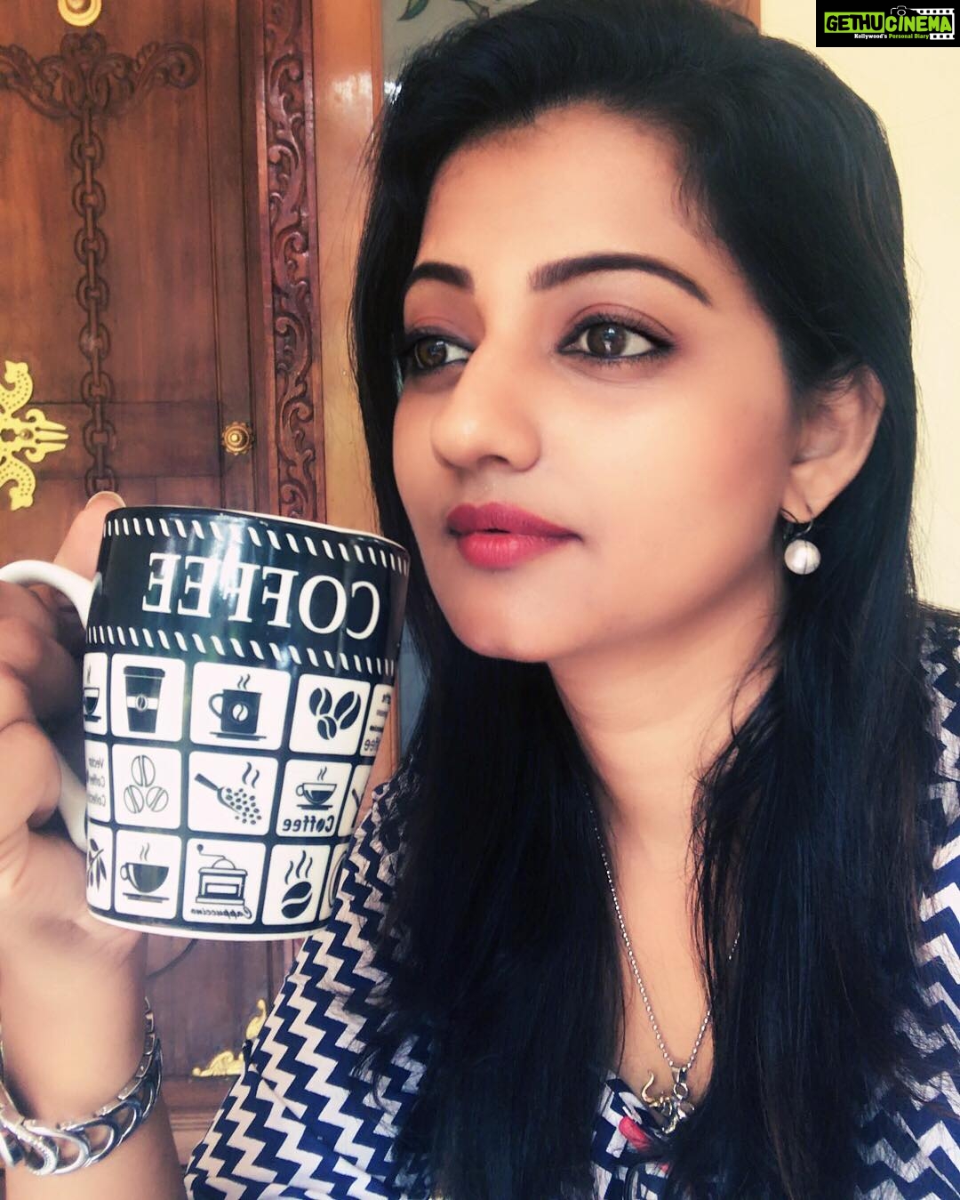 Priyanka Nair Instagram - #selfie#coffe lover#home sweet home#priyankanair#amma special😍😍 Vamanapuram, India