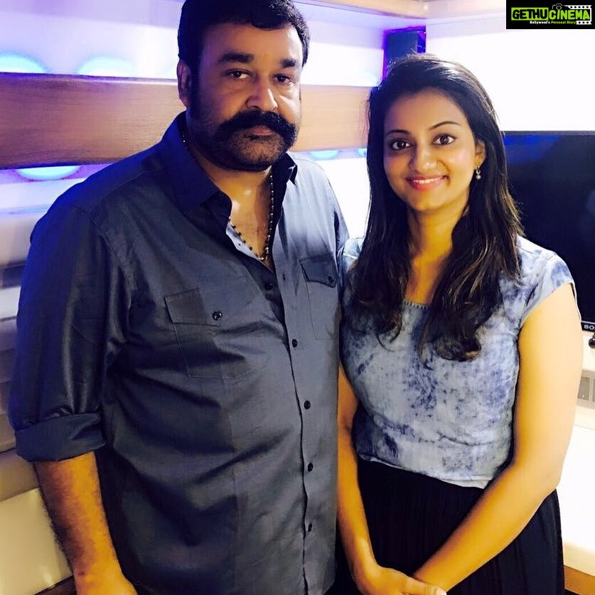 Priyanka Nair Instagram - #Happy birthday dear Lalettaaaaaaa......with#lalettan #thecompleteactor @location#velipadintaepusthakam😍