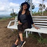 Priyanka Nair Instagram - “If you truly love nature, you will find beauty everywhere.” - Vincent Van Gogh. 📸 @rajeesh.r6 #naturelove#naturephotography#idukki#kerala#priyankanair#shootingdiaries#12thman GreenBerg Holiday Resorts