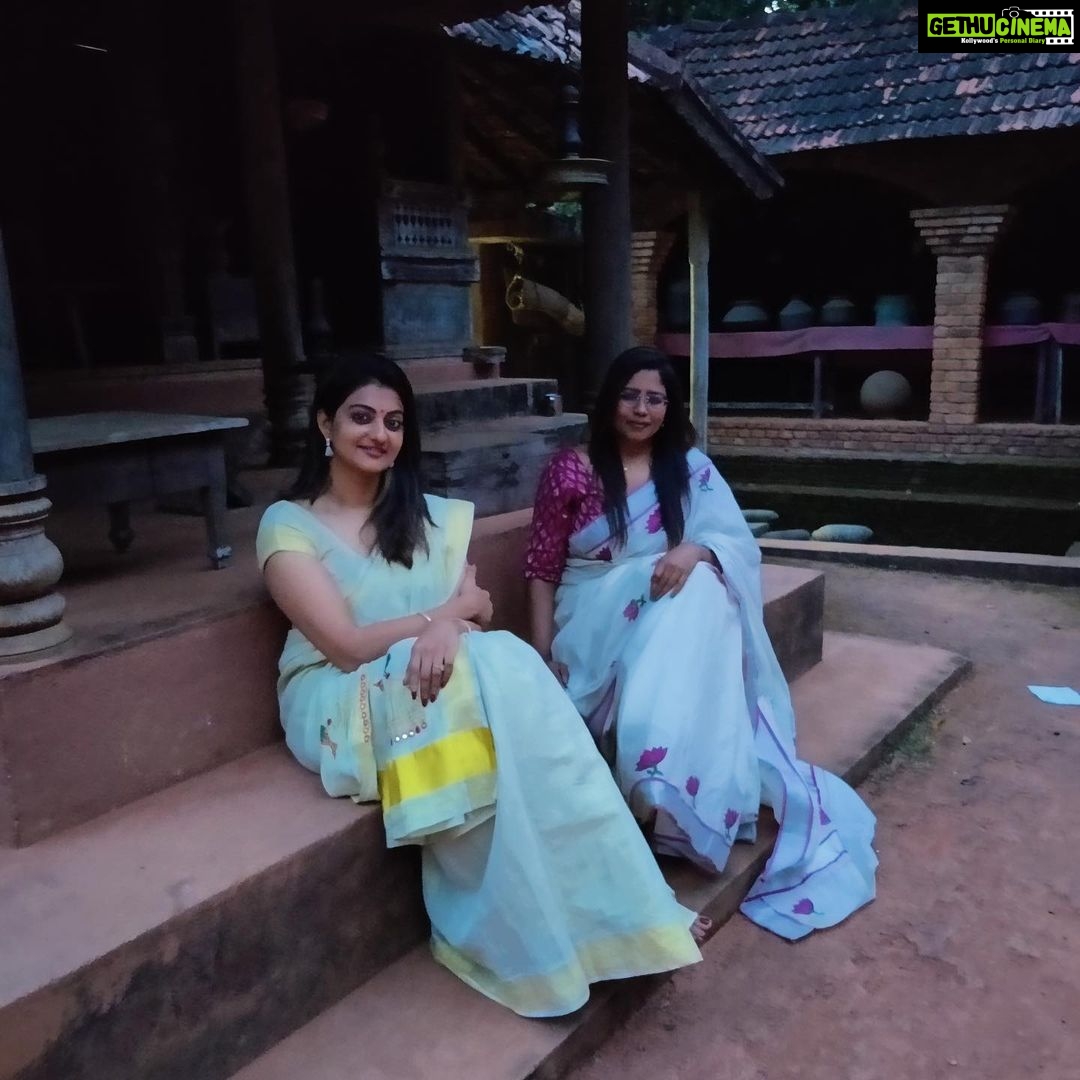 Priyanka Nair Instagram - At Charithramalika ,Amaravila Trivandrum 😍 @dhanyasanalk @peanut.can.die #appu