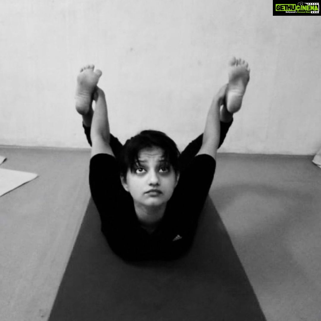 Priyanka Nair Instagram - യോഗശീലമാക്കൂ ശരീരവും മനസ്സും ആരോഗ്യമായി വയ്ക്കൂ.. #internationalyogadayday !