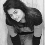 Priyanka Nair Instagram - Black and white are always innovative in appearance ♥️ Clicked by @sethumohanmuvattupuzha #blackandehitephotography #priyankanair