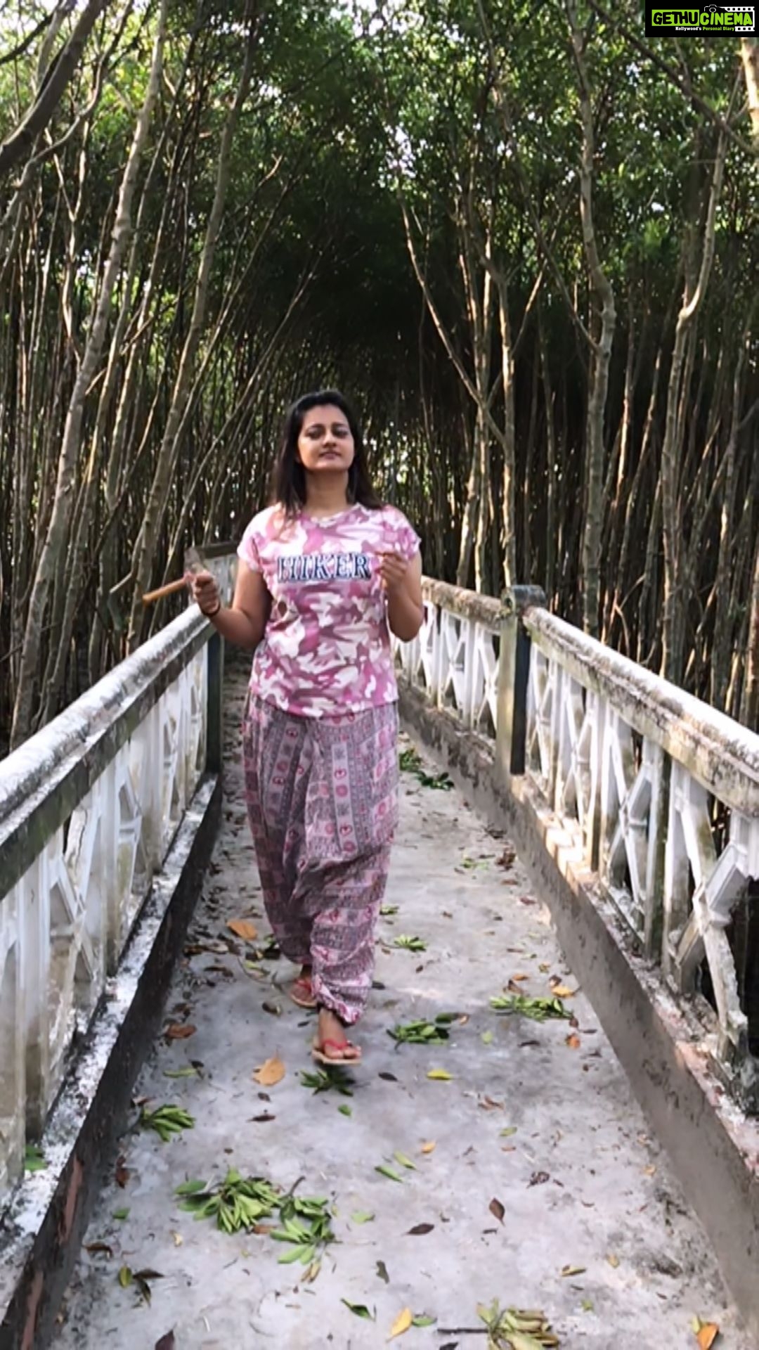 Priyanka Nair Instagram - #rajaisland #mangroveforest @unni_movies @santhosh.actor @priyada_nair