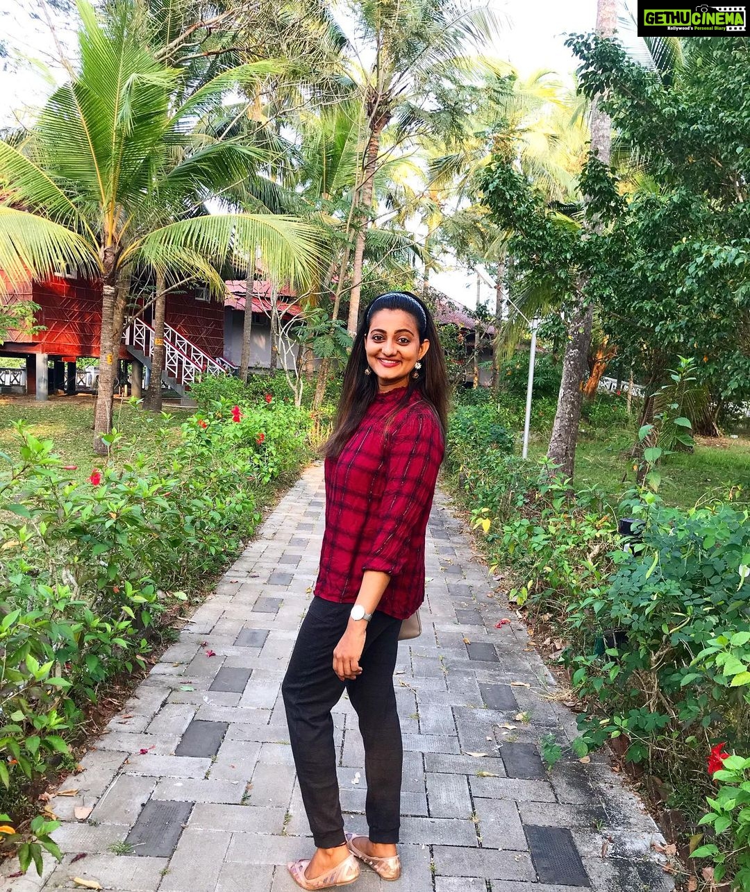 Priyanka Nair Instagram - The walk in nature is to witness a thousand miracles. Clicked by @priyada_nair #naturelove Rajah Island