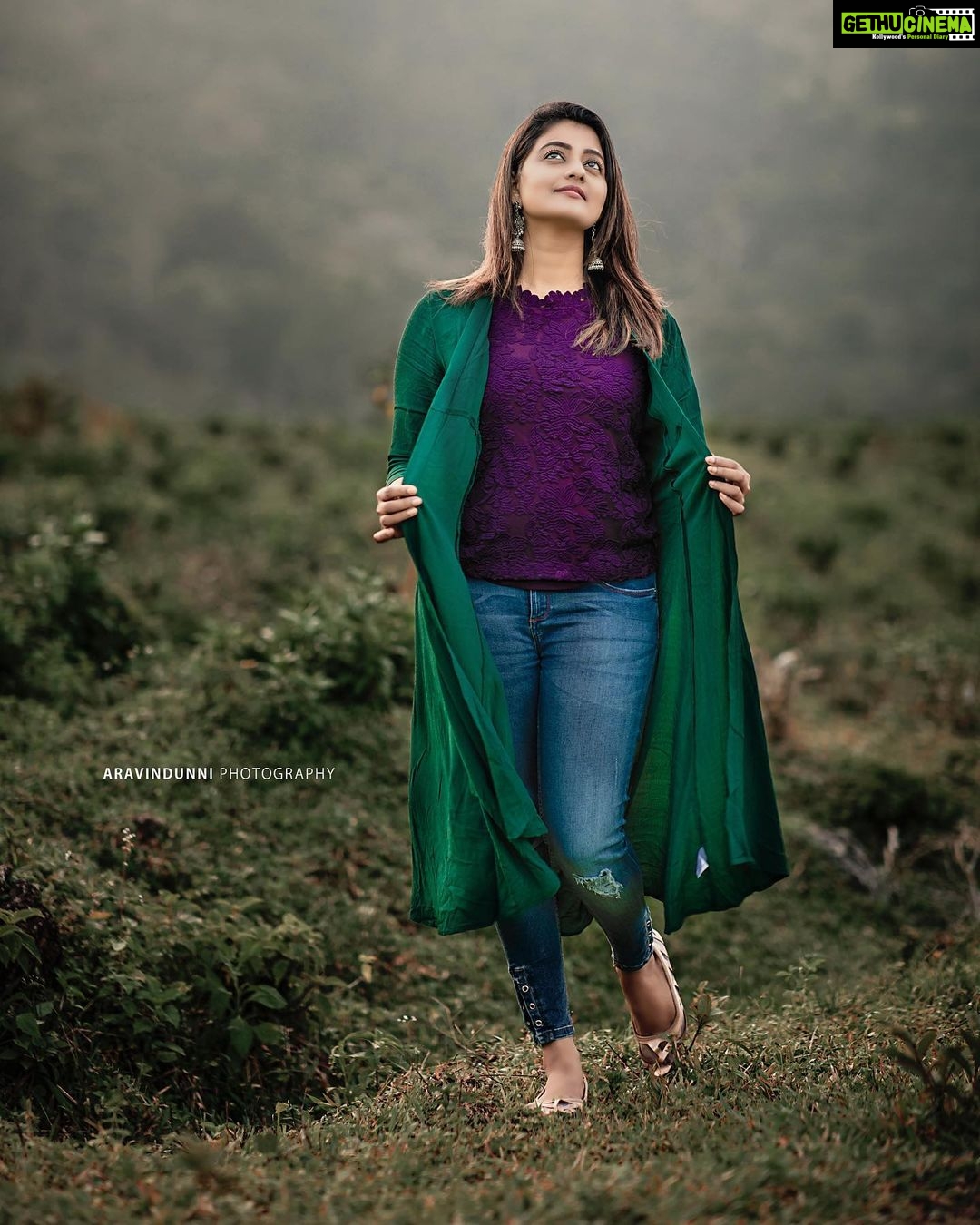 Priyanka Nair Instagram - Live in the moment 🦋 PC- @aravindunni Grading - @aneesh_perunguzhi Jewellery by @navahcollections - - - #liveinthemoment#naturelove#photography#green#priyankanair#priyanka#actress#bollywood#kollywood#tollywood#insta#instaday#instapic