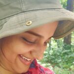 Priyanka Nair Instagram - #candid A @sudhy_kopa click ☺️🍃