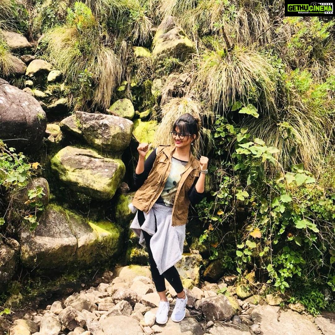 Priyanka Nair Instagram - Inspired in nature ππ - - - #nature#naturelove#selflove#traveller#priyankanair#actress#southindianactress#malluactress#bollywoodtollywoodkollywood#malayalam#malayali#moonnar#rajamala#instaday#instapic#instagram Rajamala
