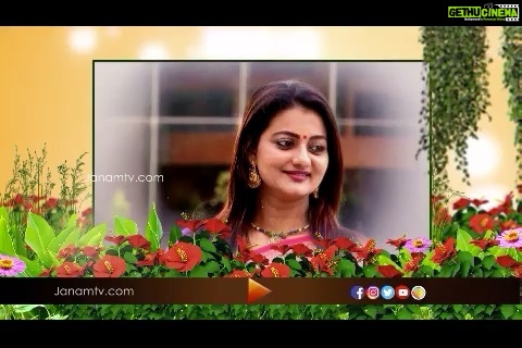 Priyanka Nair Instagram - wishing a happy onam to all.๐ผ๐ผ๐ผI am coming to Janan TV on tomorrow 5.30 pm.Donโt miss to watch ๐๐ #happyonamtoall #festivelove