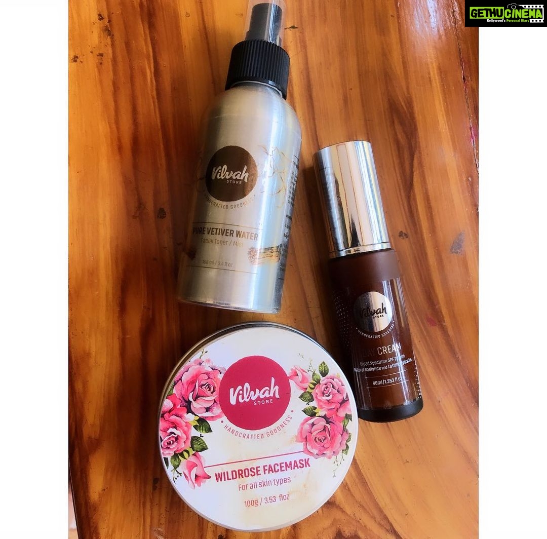 Priyanka Nair Instagram - Thank you @vilvah_ for these goodies 😍