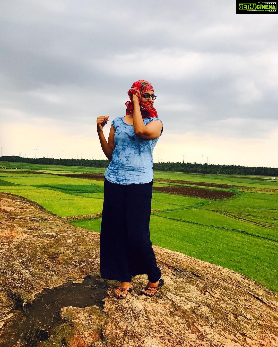 Priyanka Nair - 10.3K Likes - പ്രകൃതി🍃♥️
-
-
-
-#naturelove#kerala#priyankanair#mansoon#paddyfield#actor#actors#actorlife#thought#keralaturisam#tamilnadu#instaday#instapic#instalove#nature#naturephotography#paddyfield#instagram