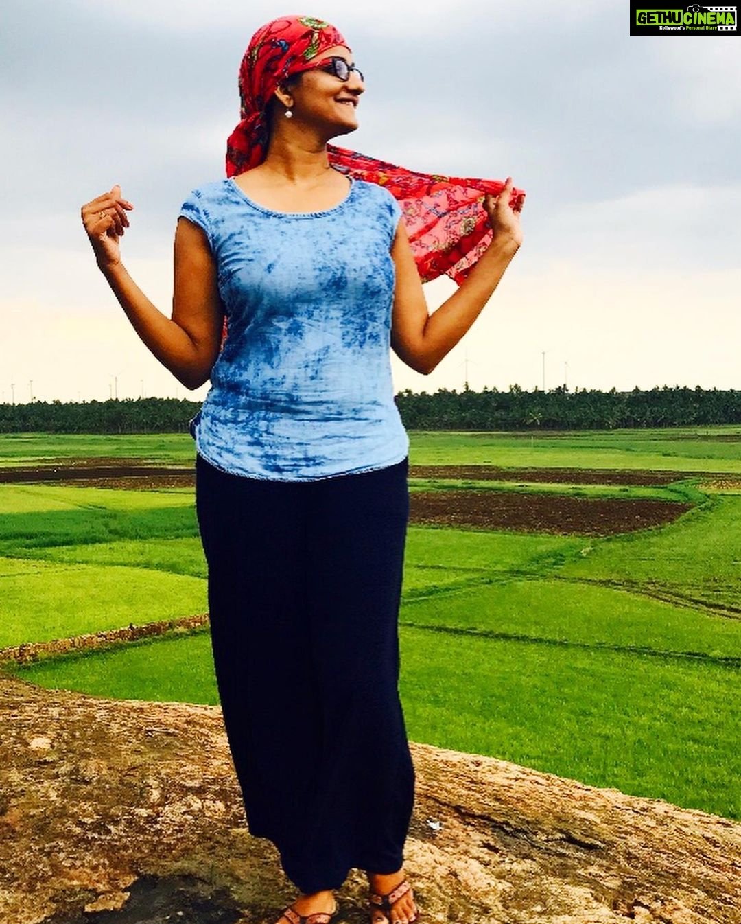 Priyanka Nair - 10.3K Likes - പ്രകൃതി🍃♥️
-
-
-
-#naturelove#kerala#priyankanair#mansoon#paddyfield#actor#actors#actorlife#thought#keralaturisam#tamilnadu#instaday#instapic#instalove#nature#naturephotography#paddyfield#instagram