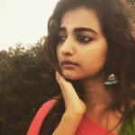 Priyanka Nair Instagram - Colours 🌺 . . . . #colours#saree#photoshoot#favorite#morningvibe#priyankanair#malluwood#kollywood#tollywood#bollywood#pinkvilla#malayali#kerala#tamil#cinema#actor#actress#insta#instaday#instagram#hudabeauty#model#silk#instagram#instamood