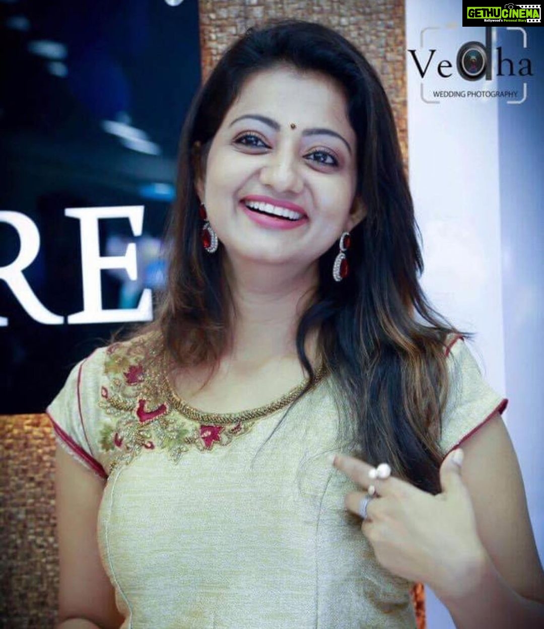 Priyanka Nair Instagram - “Happiness depends upon ourselves” - Aristotle - - - - #happiness#throwback#kerala#trivandrum#priyanka#priyankanair#actor#mollywood#bollywood#tamil#tollyboow#kollywood#instaday#instapic#instatime#instagram