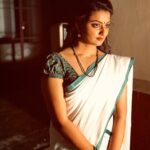 Priyanka Nair Instagram - 🖤🖤