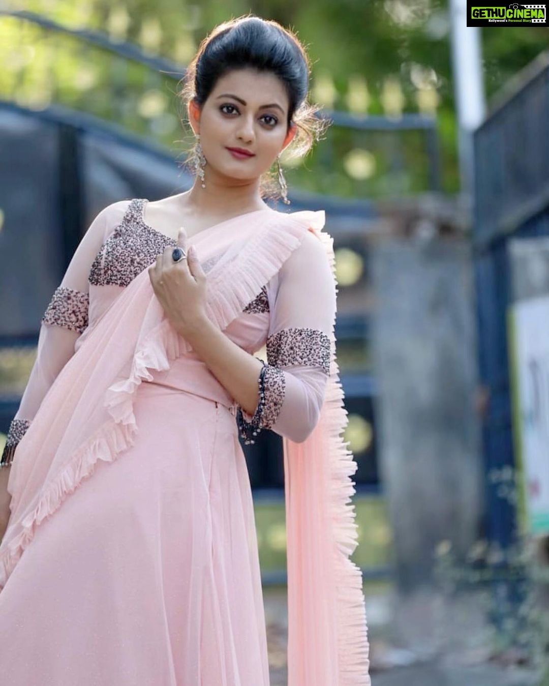 Priyanka Nair Instagram - Photography- @shalupeyad Mua - @makeupsecreates Costume - @aanunobby
