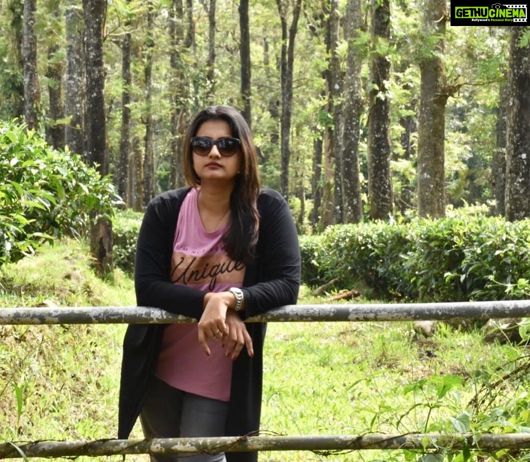 Priyanka Nair Instagram - “Look deep in to nature, then you will understand everything better “ #nature love#nelliyampathy - - - #nature#naturecalling#travelphotography#travelling#traveller#priyankanair#morningpost#malluwood#mollywood#tollywood#bollywood#priyanka#forest#selflove#kerala#turismo#keralatourism#palakkad#keral#insta#instapic#instaday#instagram Nelliyampathy, Palakkad