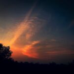 Priyanka Nair Instagram - Another beautiful evening sightseeing clicked ♥️ . . #iphone #iphoneclick #kerala #evening #godsowncountry #keralagram #keralaattraction #travelgram #mallugram #mallu #eveningsky #sky #redsky #sundayfunday
