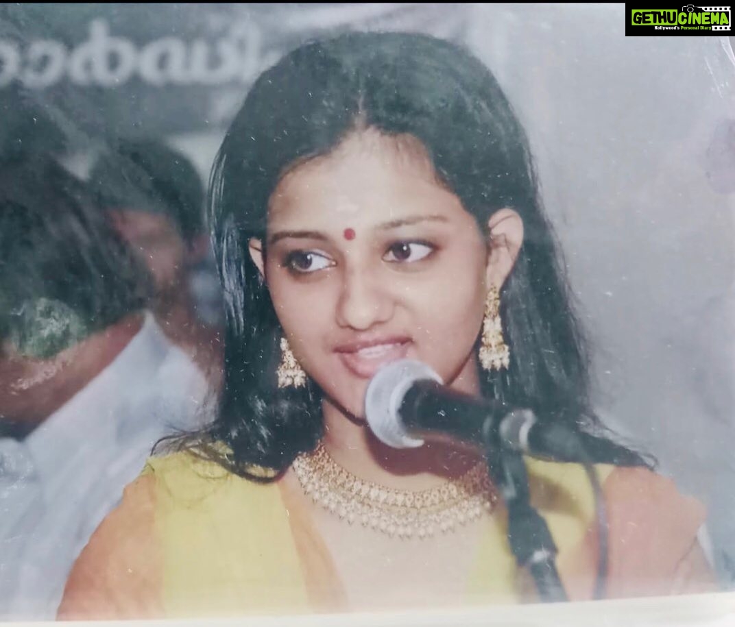 Priyanka Nair Instagram - #majorthrowback duringmycollegedays 👩🏻🎓💝💝