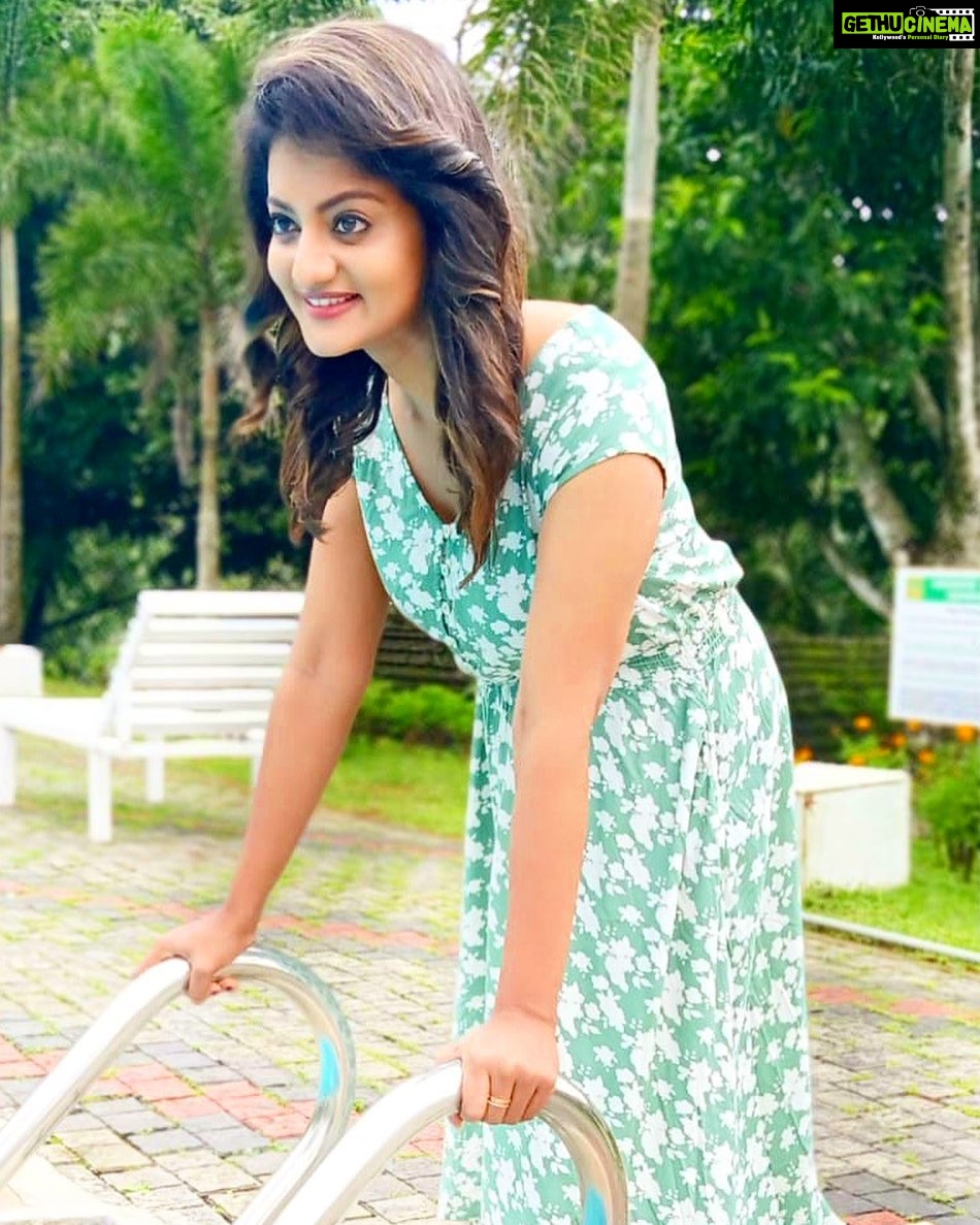 Priyanka Nair Instagram - Looking forward but staying in the moment ✨ Hairstyle by @kumarspyke