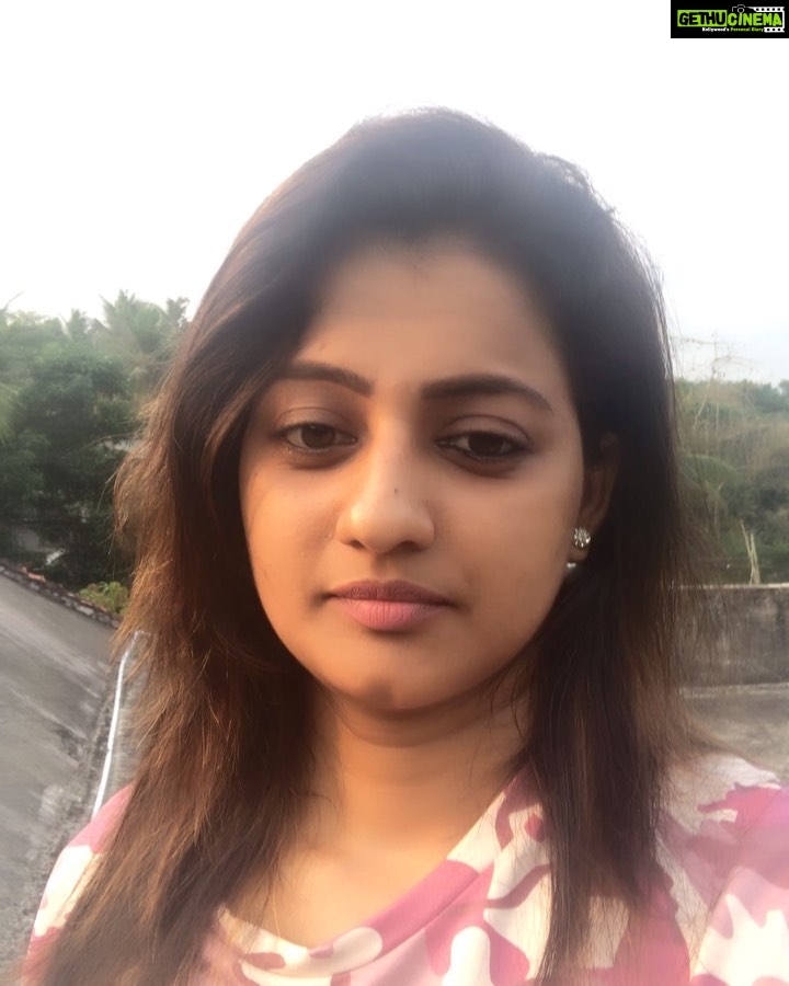 Priyanka Nair Instagram - #covid19#selfquarentine#takeprecautions#eathealthyfood#stayhome#breakthechain#corona My Home Exhibition