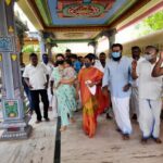 R. Sarathkumar Instagram - Temple visit with family a vow of rayane and mithun fulfilled at Thirugarukavur near kumbakonam @radikaasarathkumar @rayanemithun @amithun_25