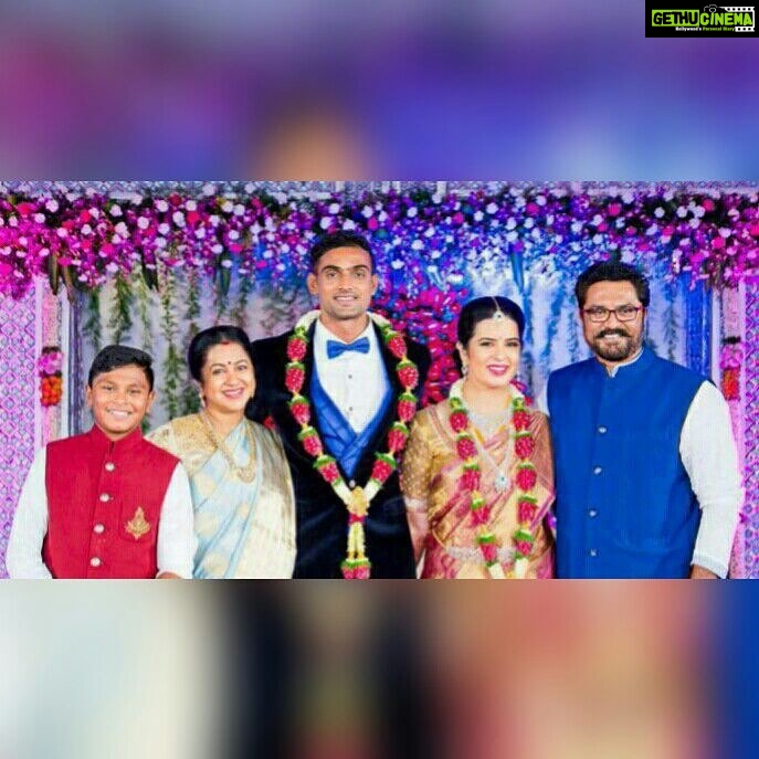 R. Sarathkumar Instagram - Happily married Rayane and Mithun, Proud happy family #TamilNadu #chennai #sarathkumar #mitra2016