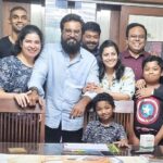 R. Sarathkumar Instagram - Family get together on the weekend to celebrate my birth day again @radikaasarathkumar @varusarathkumar @rayanemithun @amithun_25 @sarathrahhul ,aiyshwarya, dinesh, ashesha, kala, manju, adila, akka and kids