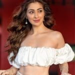 Raai Laxmi Instagram – Happy Valentine’s Day ❤️🌹

#happyvalentines #feb14th #love #valentinesday #cheers ❤️💫🌹