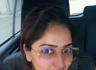 Rachita Ram Instagram - Weathergaagi Selfie! Selfiegaagi no mask! PS. - selfie admele mask hakoli🙏🏻😉😷