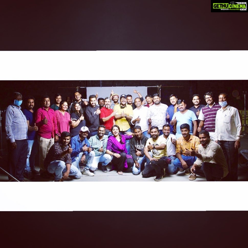 Rachita Ram Instagram - Full of joy after a power packed #Photoshoot of our movie #PankajaKasturi 🙂 Cant wait to reveal the first look with you all 🙂 Need your blessings as always!!! 🙏🏻♥️ @rjmayuraa_raghavendra #ravishrc @giridhardivan @vijay_eshwar @gurudatha_ganiga @vijay_s_gowda_