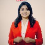 Rachita Ram Instagram - Let’s stand together as a team to fight the Coronavirus Keep washing hands with Lifebuoy. It is 99.9% effective* against coronavirus. So follow these simple handwashing steps to make sure India wins against the virus. *As per lab test. Washing hands with soap & water or use of alcohol based sanitizer is one of the recommended measures to reduce the spread of Coronavirus. #dothelifebuoy #handwashing #coronavirus @lifebuoy.india