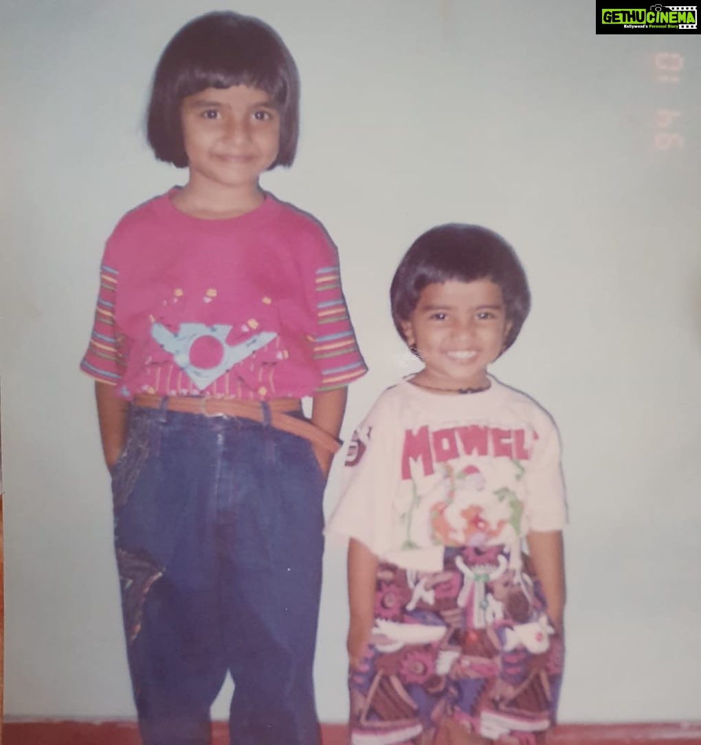 Rachita Ram Instagram - Why did we grow up?😩👭🏻 @nithyaraam♥ #childhoodmemories #sisterlove♥️