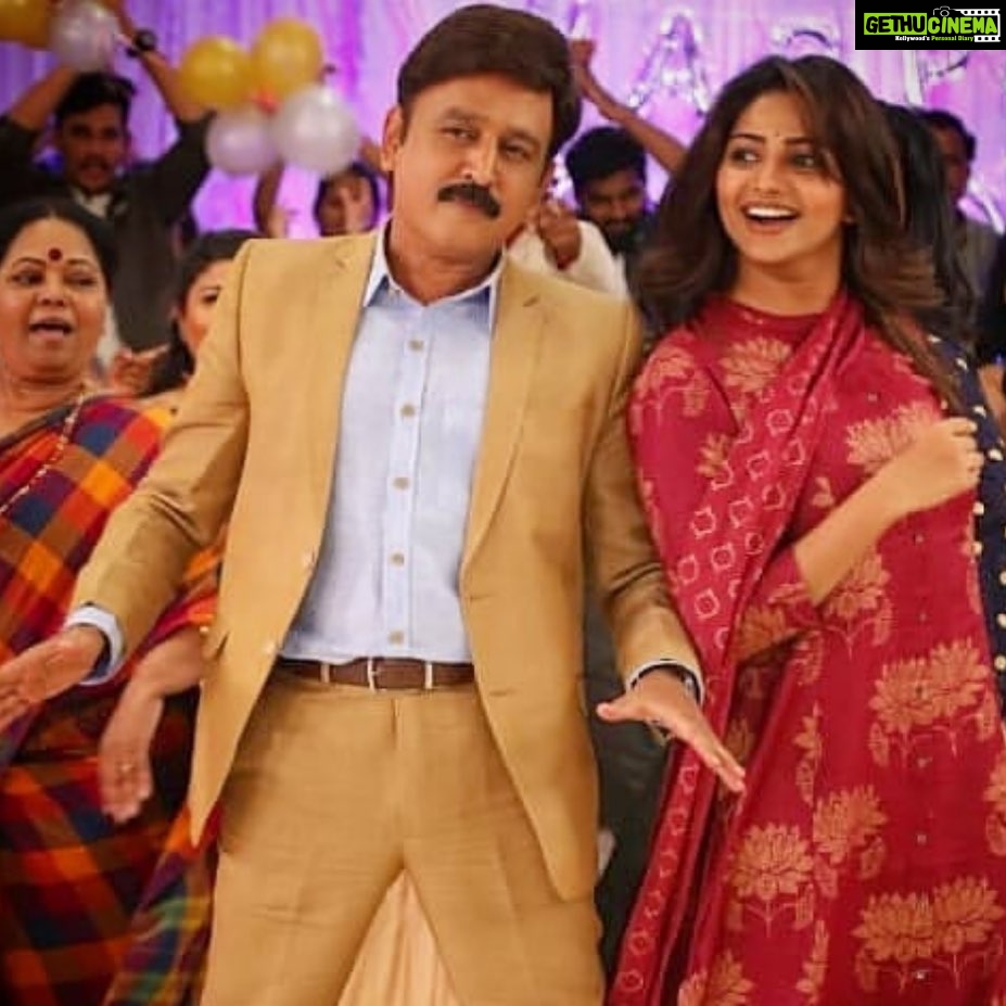 Rachita Ram Instagram - Happy returns of the day Ramesh sir!🤗@ramesh.aravind.official #charismaticperson Lots of love,blessings and happiness to you!✨